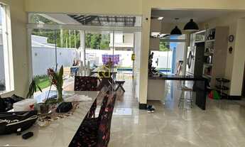 Imagem 7: Casa para Venda em Rio das Ostras, Viverde, 4 dormitórios, 1 suíte, 3 banheiros, 4 vagas