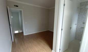 Imagem 4: Sobrado com 2 suítes e 2 vagas de garagem