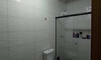 Imagem 4: Terreno com 2 Sobrados, meio lote, com suíte