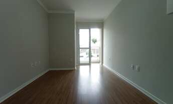 Imagem: Sobrado com 2 suítes e 2 vagas de garagem