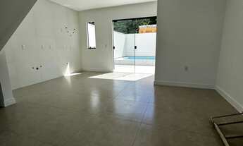 Imagem 5: Sobrado com 2 suítes no Rio Pequeno - Camboriú