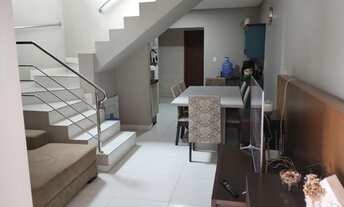 Imagem: Sobrado a venda em Camboriú - Bairro Santa