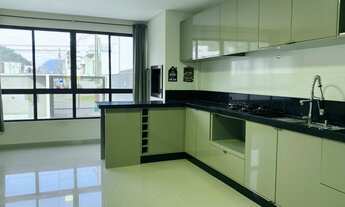 Imagem: Apartamento térreo para locação, colado