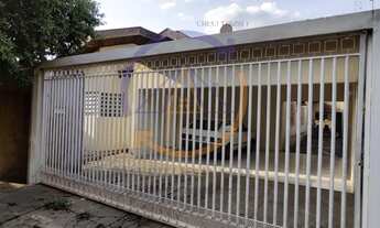 Imagem 2: Casa à venda em José Bonifácio, com Edícula separa e quintal