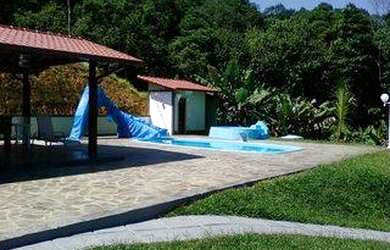 Imagem 3: Sítio para Venda em Cachoeiras de Macacu, Vecchi, 5 dormitórios, 1 suíte, 2 banheiros, 2 v