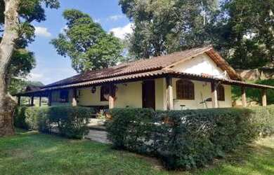 Imagem 3: Sítio para Venda em Cachoeiras de Macacu, Vecchi, 5 dormitórios, 2 suítes, 1 banheiro, 1 v