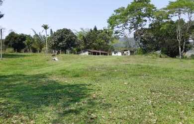 Imagem 2: Sítio para Venda em Cachoeiras de Macacu, Japuíba, 1 dormitório, 1 banheiro, 1 vaga