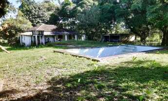 Imagem 1: Sítio para Venda em Cachoeiras de Macacu, Quizanga, 2 dormitórios, 1 banheiro, 1 vaga