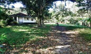 Imagem 2: Sítio para Venda em Cachoeiras de Macacu, Quizanga, 2 dormitórios, 1 banheiro, 1 vaga