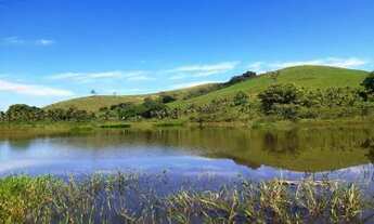 Imagem 3: Sítio para Venda em Cachoeiras de Macacu, Japuíba, 5 dormitórios, 2 banheiros, 2 vagas