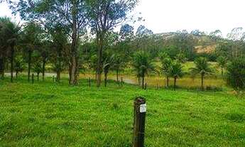 Imagem 2: Fazenda para Venda em Cachoeiras de Macacu, Japuíba, 2 dormitórios, 2 banheiros, 2 vagas