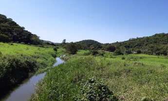 Imagem 3: Fazenda para Venda em Cachoeiras de Macacu, Vecchi, 6 dormitórios, 2 suítes, 2 banheiros
