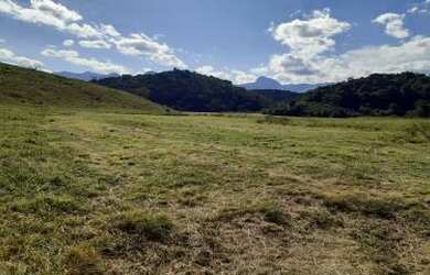 Imagem 6: Fazenda para Venda em Cachoeiras de Macacu, Vecchi, 3 dormitórios, 2 banheiros, 1 vaga