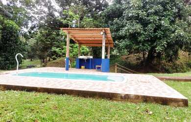 Imagem 3: Fazenda para Venda em Cachoeiras de Macacu, Papucaia, 3 dormitórios, 1 suíte, 2 banheiros