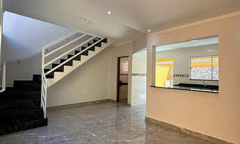 Imagem 2: Casa em condomínio com piscina privativa no Cibratel 2