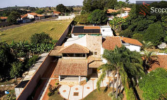 Imagem 2: CHÁCARA À VENDA, 04 DORMITÓRIOS, CHÁCARA DOS PINHEIROS!