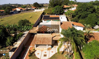 Imagem 2: CHÁCARA À VENDA, 04 DORMITÓRIOS, CHÁCARA DOS PINHEIROS!