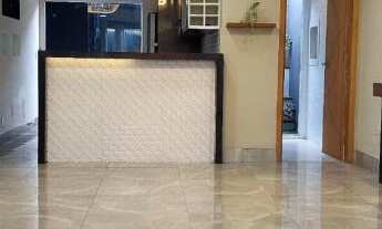 Imagem: CASA À VENDA, 03 DORMITÓRIOS SENDO 01