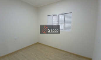 Imagem 4: CASA À VENDA, 03 DORMITÓRIOS SENDO 01 SUÍTE, JARDIM REGINA!