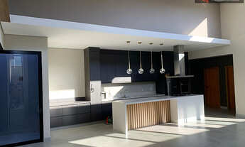 Imagem 6: CASA À VENDA, 03 DORMITÓRIOS SENDO 01 SUÍTE, BAIRRO ALTO!