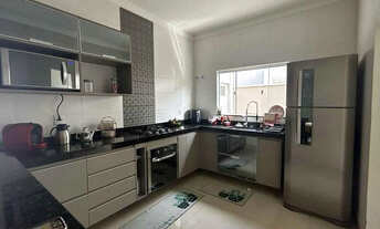 Imagem 3: CASA À VENDA, 03 DORMITÓRIOS SENDO 01 SUÍTE, OURO VERDE!