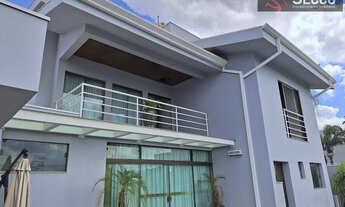 Imagem: CASA À VENDA, 03 DORMITÓRIOS E 02 SUÍTES