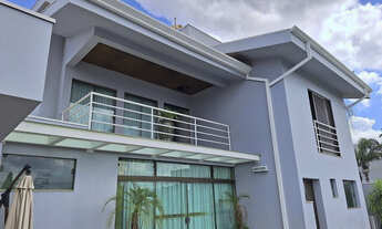 Imagem: CASA À VENDA, 03 DORMITÓRIOS E 02 SUÍTES