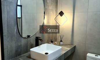 Imagem 7: CASA À VENDA, 04 DORMITÓRIOS SENDO 03 SUÍTES, CENTRO!