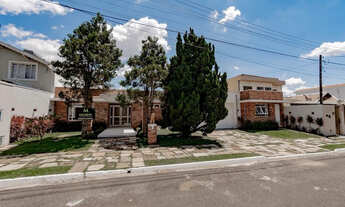 Imagem 2: CASA À VENDA, 05 DORMITÓRIOS 03 SUÍTES, COLINAS PARAÍSO!