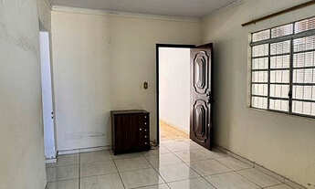 Imagem 2: CASA À VENDA, 03 DORMITÓRIOS SENDO 01 SUÍTE, JARDIM PARAÍSO!