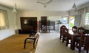 Imagem 4: CHÁCARA À VENDA, 03 DORMITÓRIOS SENDO 01 SUÍTE, CONVÍVIO!