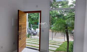 Imagem 2: Casa térrea com arquitetura moderna, localizada em Ipanema