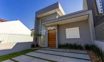 Imagem: Casa térrea com arquitetura moderna, localizada