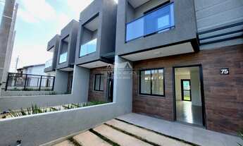 Imagem 2: Sobrado com diferenciais incríveis. Contato:✆(51) 99753.2312