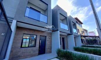 Imagem: Sobrado com diferenciais incríveis. Contato