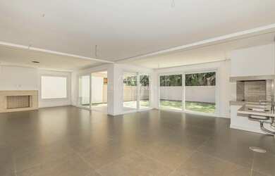 Imagem 3: Sobrado para Venda em Porto Alegre / RS no bairro Pedra Redonda