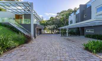 Imagem 5: Sobrado para Venda em Porto Alegre / RS no bairro Pedra Redonda