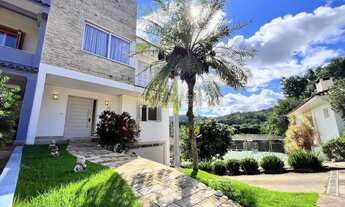 Imagem: Sobrado para Venda em Porto Alegre / RS