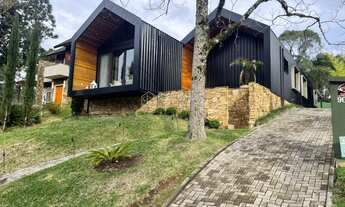 Imagem: Lindo sobrado em Canela