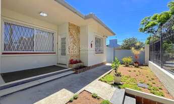 Imagem: Casa para Venda em Porto Alegre / RS no