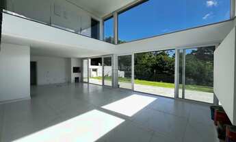 Imagem 4: Sobrado para Venda em Porto Alegre / RS no bairro Vila Nova