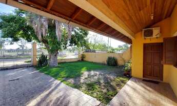 Imagem 5: Casa para Venda em Porto Alegre / RS no bairro Hípica