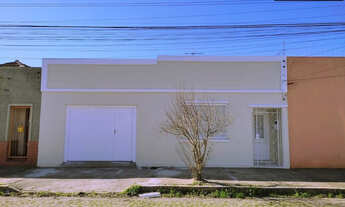 Imagem: Casa Reformada para Venda no Porto de Pelotas-RS