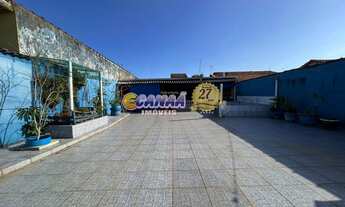 Imagem 2: Casa a Venda em Mongaguá-SP com Amplo Quintal!!