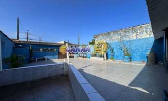 Imagem 4: Casa a Venda em Mongaguá-SP com Amplo Quintal!!