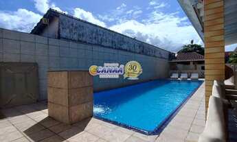 Imagem: Casa em Mongaguá com amplo quintal, piscina