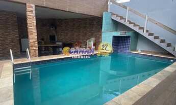 Imagem 2: Casa com 2 dorms, Piscina, Lote inteiro em Mongaguá!