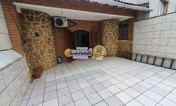 Imagem 2: Sobrado com 4 dormitórios em Mongaguá!