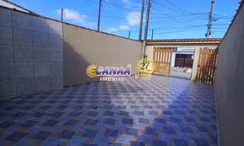 Imagem 6: Oportunidade no Litoral! Sobrado disponível em Mongaguá-SP