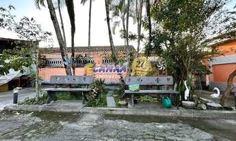 Imagem 4: Casa à Venda em Mongaguá-SP com Amplo Quintal!!